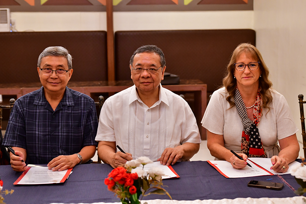 Te Rito Visits Arellano University