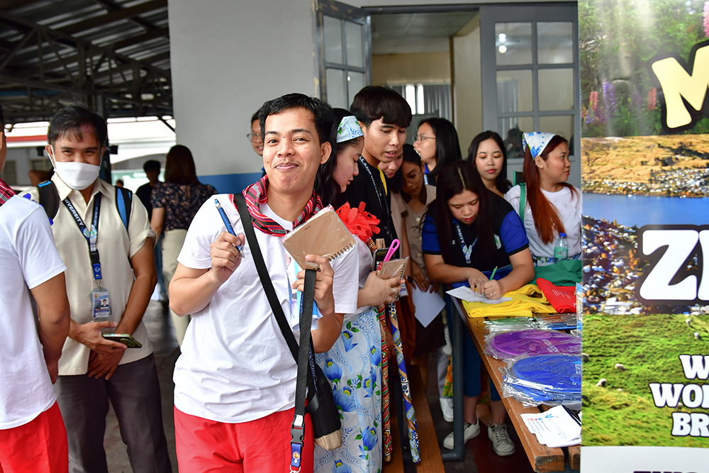 Te Rito Visits Arellano University