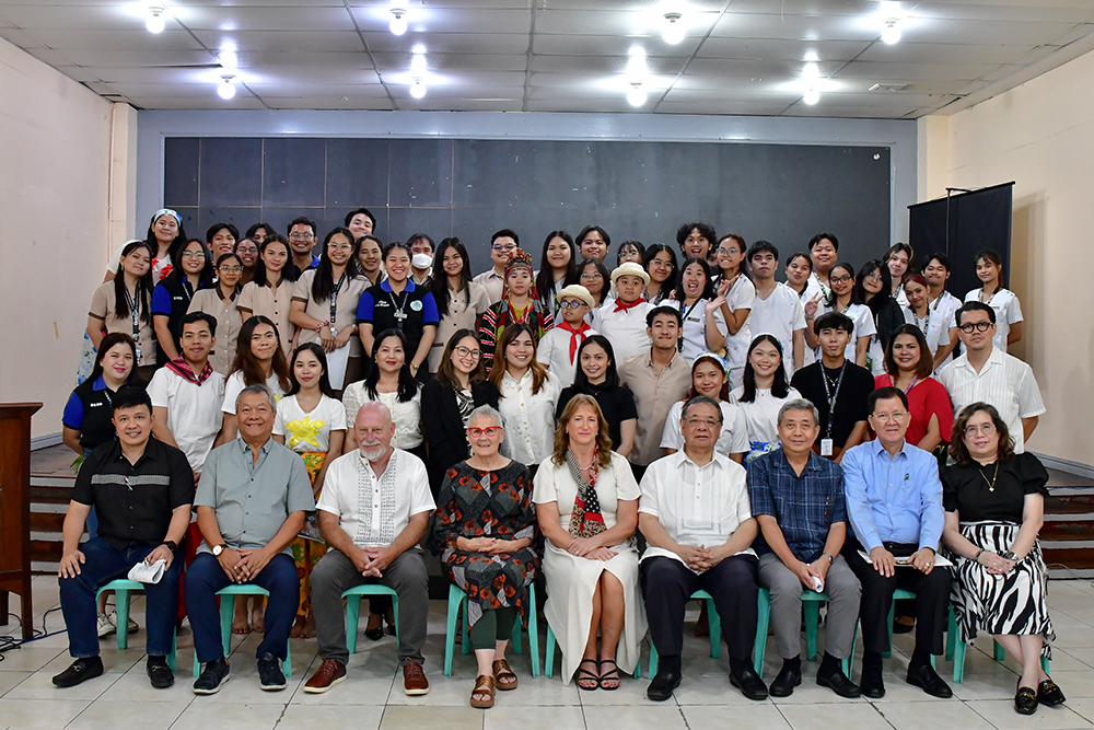 Te Rito Visits Arellano University